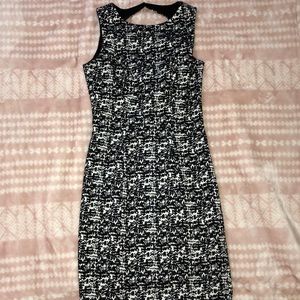 H&M - BLACK AND WHITE BUSINESS CASUAL DRESS